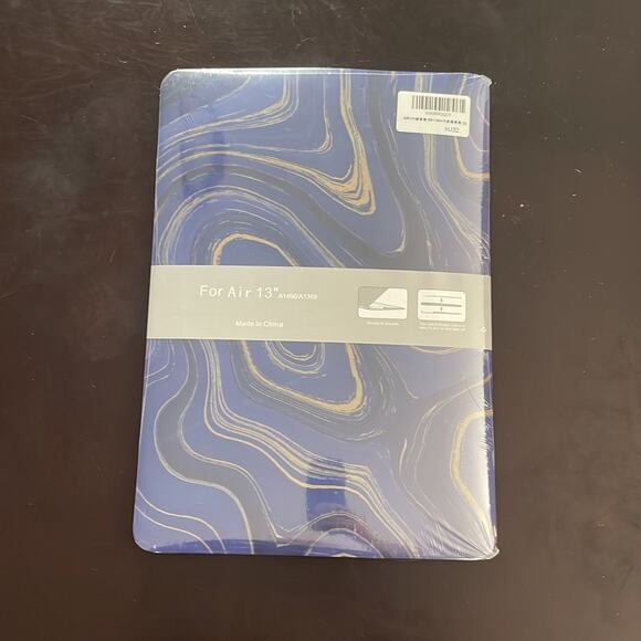 MacBook Air 13” blue marble design shell case - Picture 1 of 3